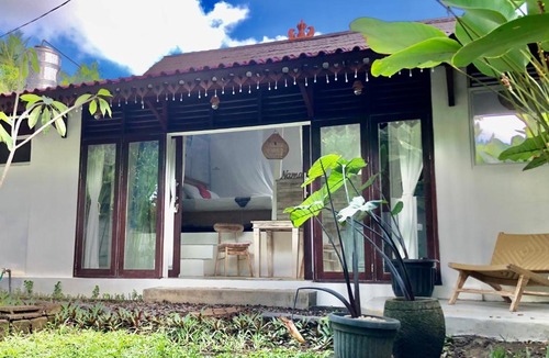 Lodtunduh House | Ubud Auroville Private Garden Villas