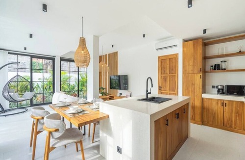 Singakerta Villa | Ubud's Best 2BR w Huge Rooftop & Pool by Ricefield