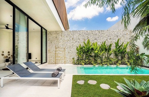 Umalas Villa | Umalas 2BR Tropical Villa | Pool, Near Beaches