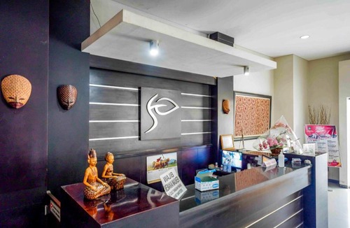 Surakarta Hotel | Urbanview Solo Tiara Hotel