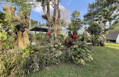 Lembang House | Villa 325 By Zuzu