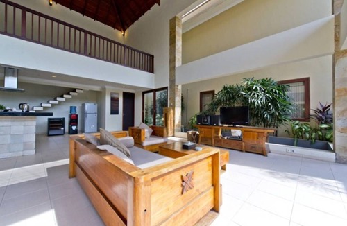 Dewi Sri Villa | Villa A luxury 5 BR villa Kuta, Bali