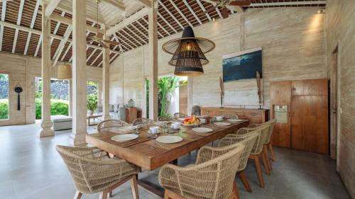 Kerobokan Villa | Villa Alea by Villa Finder