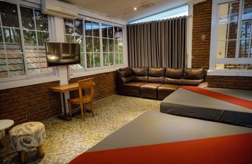 Karangtengah House | villa Ambarwati