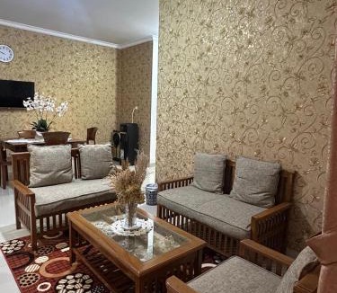 Karangtengah House | villa Ambarwati
