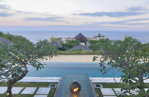 Ungasan Villa | Villa Angin Laut - 4 Bedrooms Clifftop Ocean View Villa