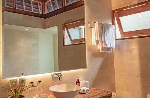 Pererenan Villa | Villa Avyathi at Ananadathu Villas - Tropical 2BR Contemporary Villa in Canggu