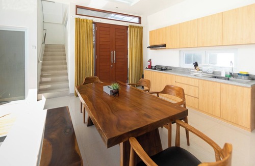 Sunset Road Villa | Villa Berlian