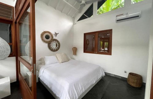 Berawa Villa | Villa Black 2