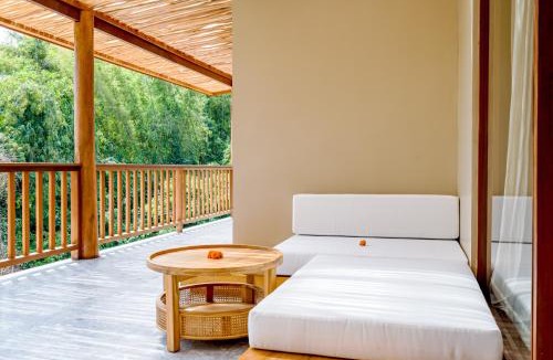 Beraban Villa | Villa Canopy - Spacious Luxury 4BR Villa Near Nuanu and Luna Beach Club