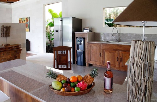 Sunset Road Villa | Villa Dayak-Asmat, a luxury tropical resort located in the heart of Seminyak