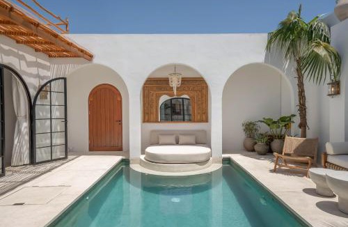 Babakan Villa | Villa Heiwa - Tropical meets Mediterranean, 2BR Canggu Villa