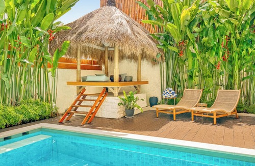 Berawa Villa | Villa Inka - 6BDR with private Pool & Garden