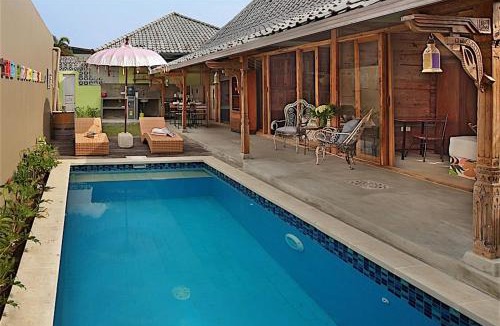 Batubelig Villa | Villa Joglo Batu Belig