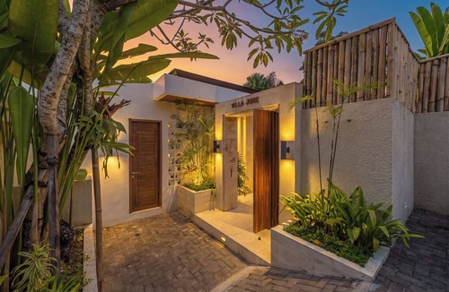 Singakerta Villa | Villa June Ubud