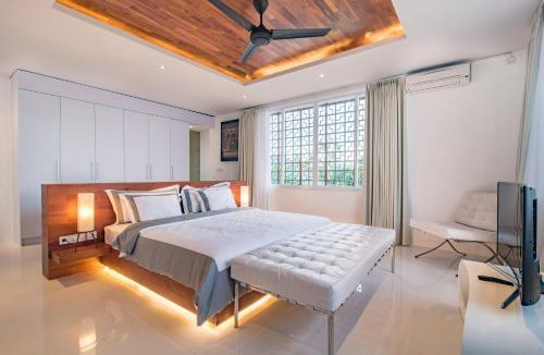 Sunset Road Villa | Villa Kamag Seminyak
