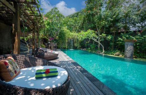 Bukit Villa | Villa Kapungkur