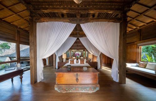 Bukit Villa | Villa Kapungkur