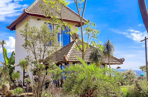 Dinoyo Villa | Villa Kebon Jeruk Syariah Malang by ecommerceloka