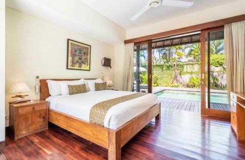 Padonan Villa | Villa Ku Besar by Villa Finder
