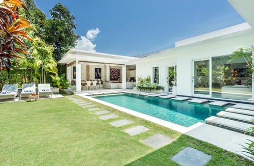 Nakula Villa | Villa LA