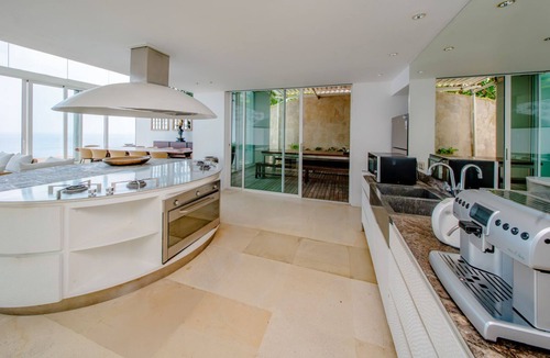 Kutuh Villa | Villa Latitude Bali Perched on the edge of paradise, luxury cliff-top villa