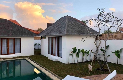 Pecatu House | Villa Lautan Biru Bingin Beach Bali