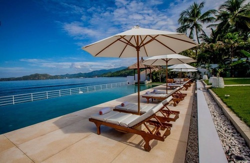 Petitenget Villa | Villa Lucia Absolute Beachfront Candidasa Area