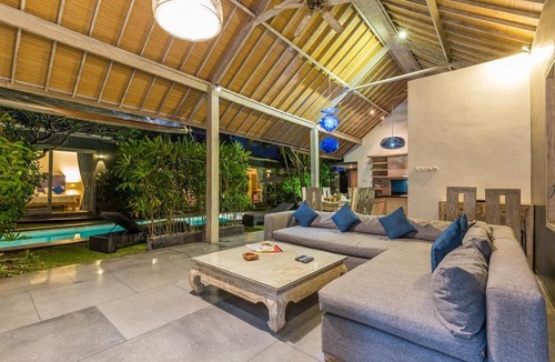 Sunset Road Villa | Villa Macha