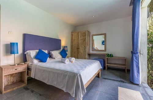 Sunset Road Villa | Villa Macha