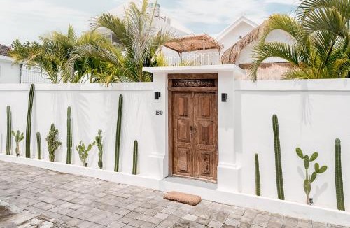 Batu Bolong Villa | Villa Magnolia Bali, Canggu - 2 Bedroom with Pool