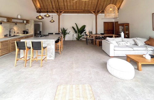 Jungut Batu Villa | Villa Manouch