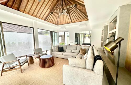 Petitenget Villa | Villa Ria Bali