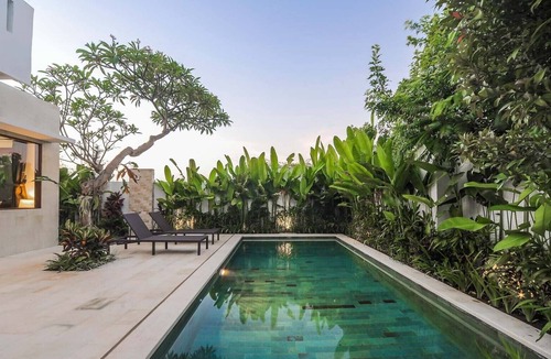 Sanur Villa | Villa Rindik w/Ricefield View