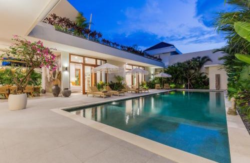 Nakula Villa | Villa Trindade 5BR, 15m Pool