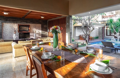 Sunset Road Villa | VILLA WIN'S 4BR SEMINYAK