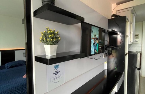 Depok Apartment | Vinsroom Dua at Green Park