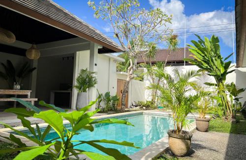 Pererenan House | Walk to Top Cafes & Beach Modern Suite Nova 1