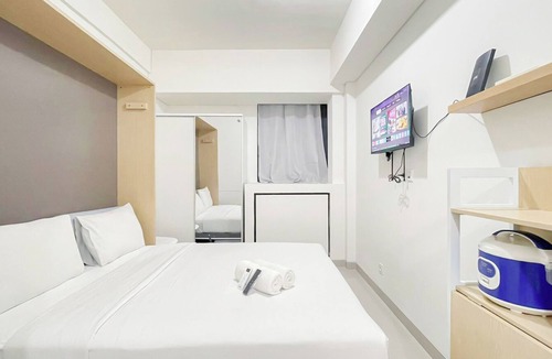 Makassar Apartment | White Studio Room (No Kitchen) At Bandaraya - Tallasa City Makassar Apartment