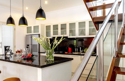 Petitenget Villa | XXL BEACH VILLA FOR 24*BIG SMILE SERVICE*CARS*POOL