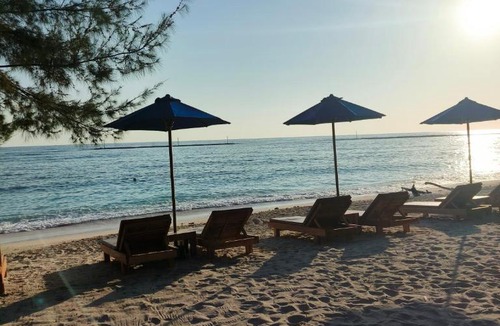 Gili Meno House | Yaya Bungalows Blue Coral