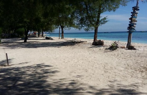 Gili Meno House | Yaya Bungalows Blue Coral