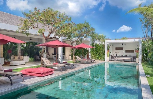 Petitenget Villa | Your Private Paradise – Bali Villa 1050
