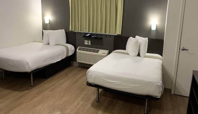 2 Full Beds|Premium,Kitchen,Nsmk in Hampton