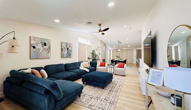 4-bedroom house in lovely Henderson with AC in Henderson