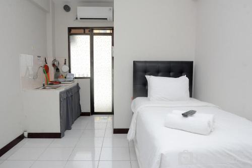 Alluring Studio at Lagoon Bekasi Town Square Apartment By Travelio in Bekasi