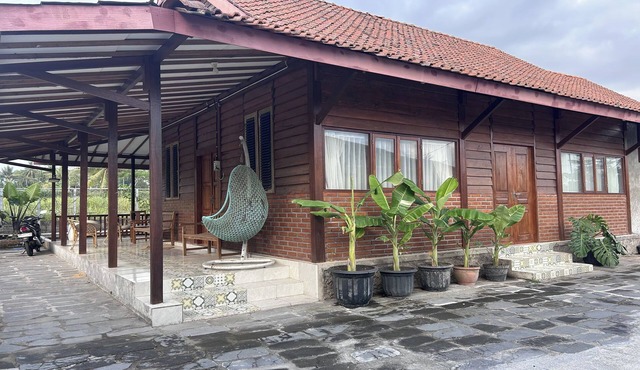 Annet Homestay in Sleman