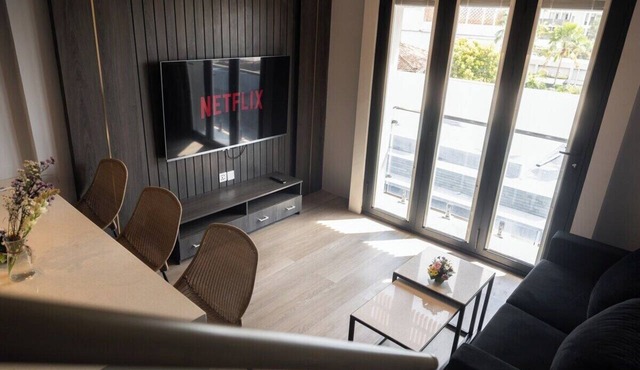 Aster Apartement 334 - 2-storey Flat w Beach Access, Pool, Gym & Sauna in Kabupaten Badung