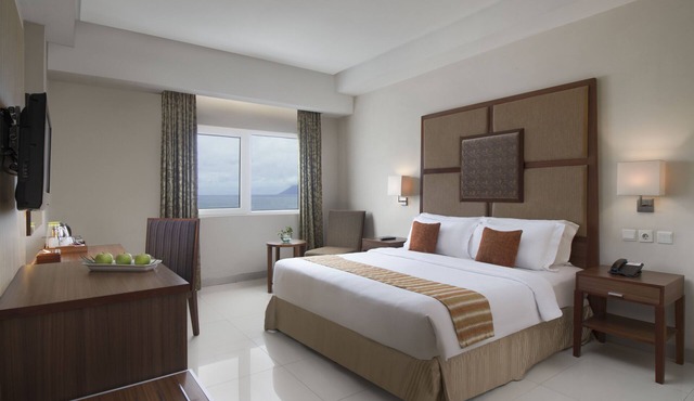 Aston Manado Hotel