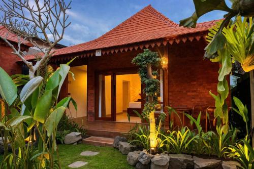 Ayu House
